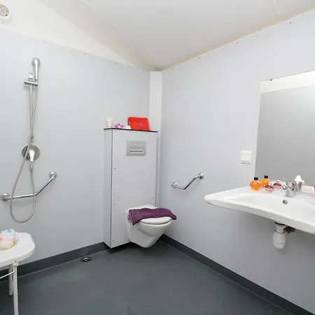 Mobil-home Pmr Avec Terrasse A - Api-1-52-1030 Kemping