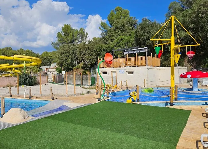 Campingplatz Mobil-home Pmr Avec Terrasse A - Api-1-52-1030