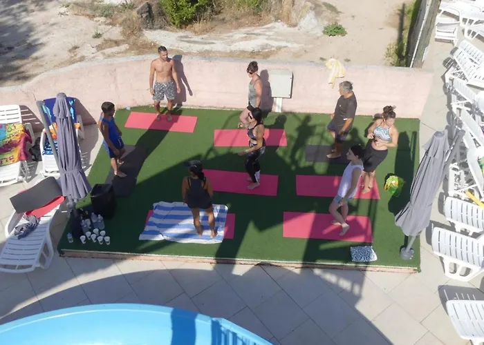 Campsite Mobil-home Pmr Avec Terrasse A - Api-1-52-1030 Hyeres